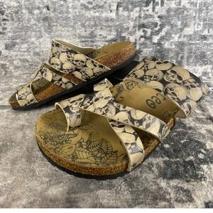 Calceo Sandals Strappy Skull Print Womens 7.5 Tan Gothic Metalhead Whimsigoth